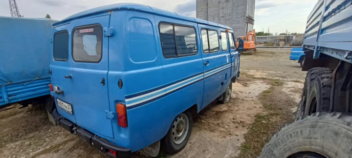 Спец. пассажирский УАЗ-220695-04